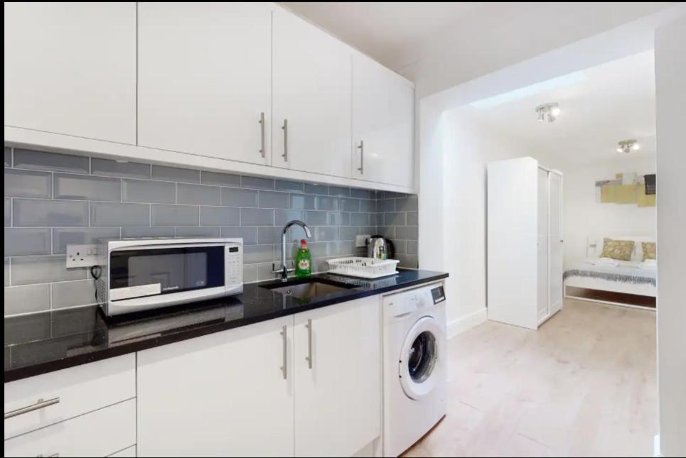 New Spacious 1 Bed Studio Flat In Aldgate Apartment Londra Exterior foto